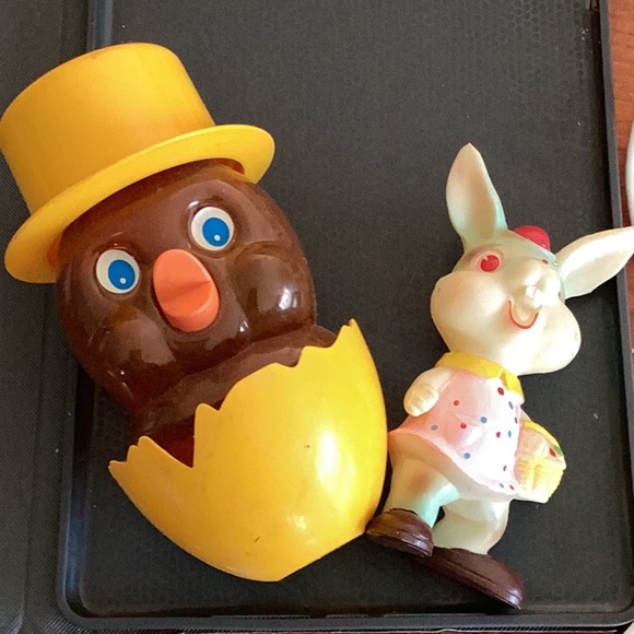 Vintage PEZ Rabbit & Lamb Easter Pink and Purple Slovenia Lot of 2 - Picture 9 of 16